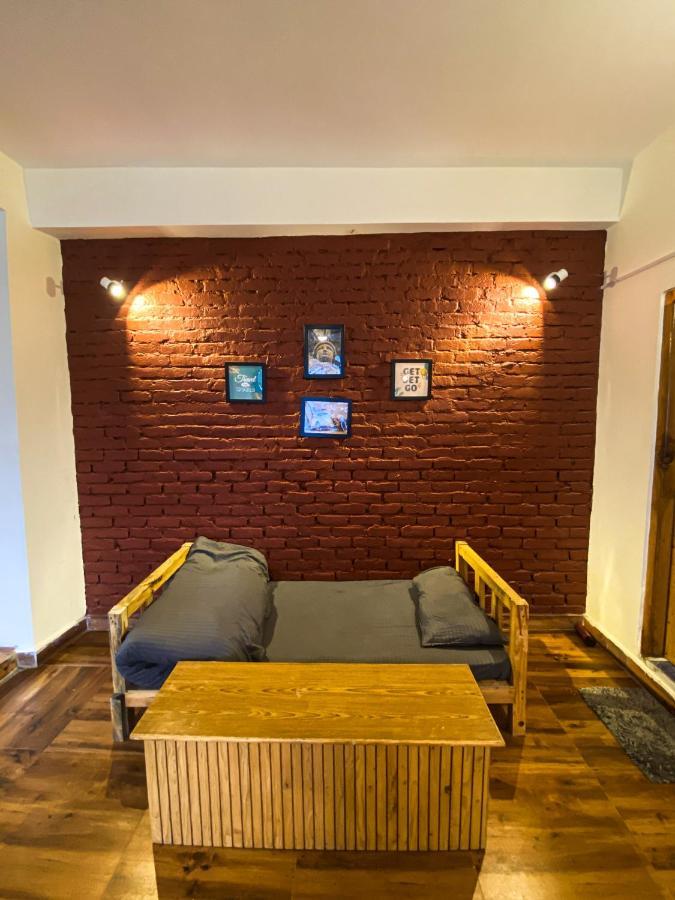 Tag'S Stay, Naggar Nagar  Zewnętrze zdjęcie